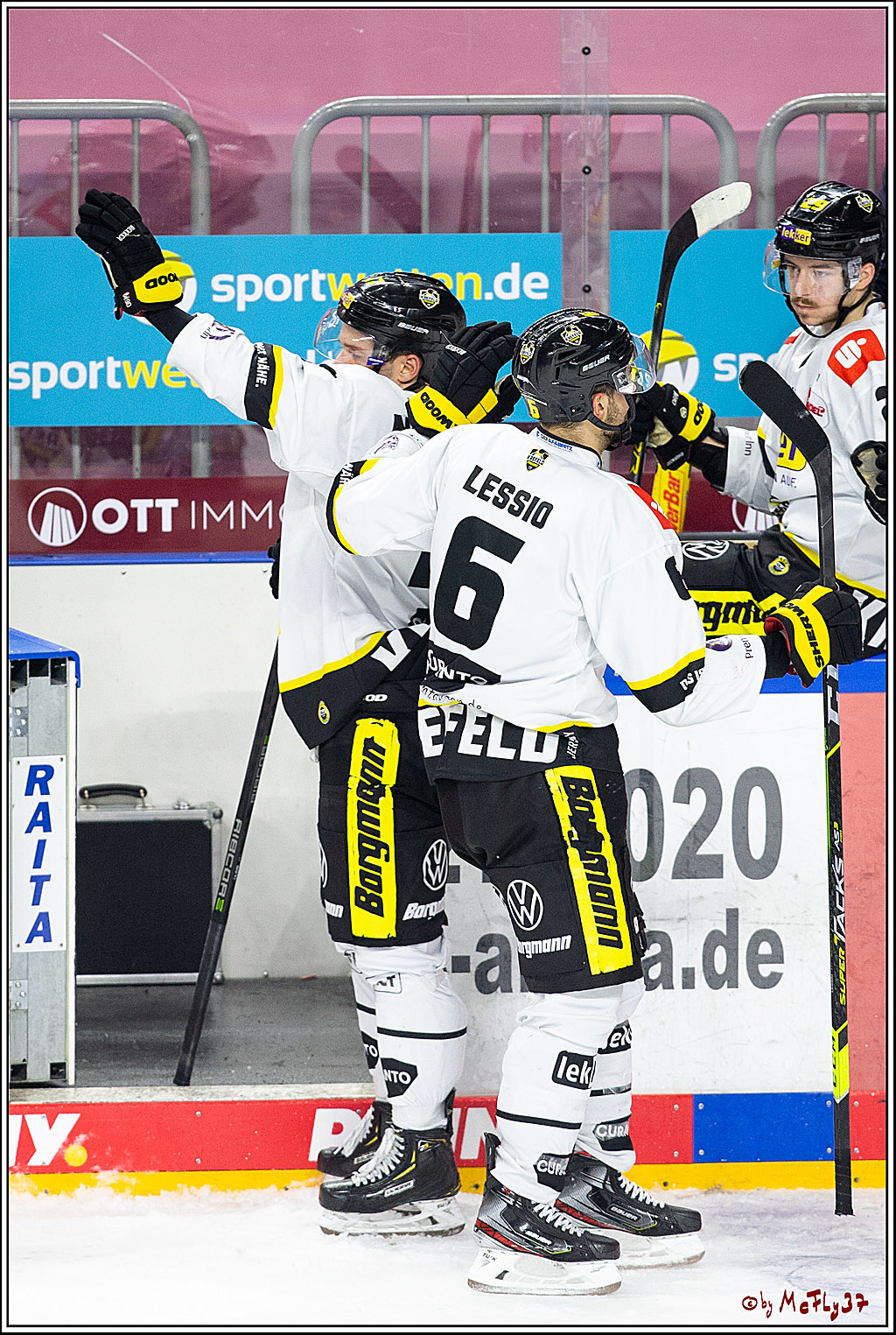 PENNY DEL;  Koelner Haie - Krefeld Pinguine; Koeln, 24.02.2021